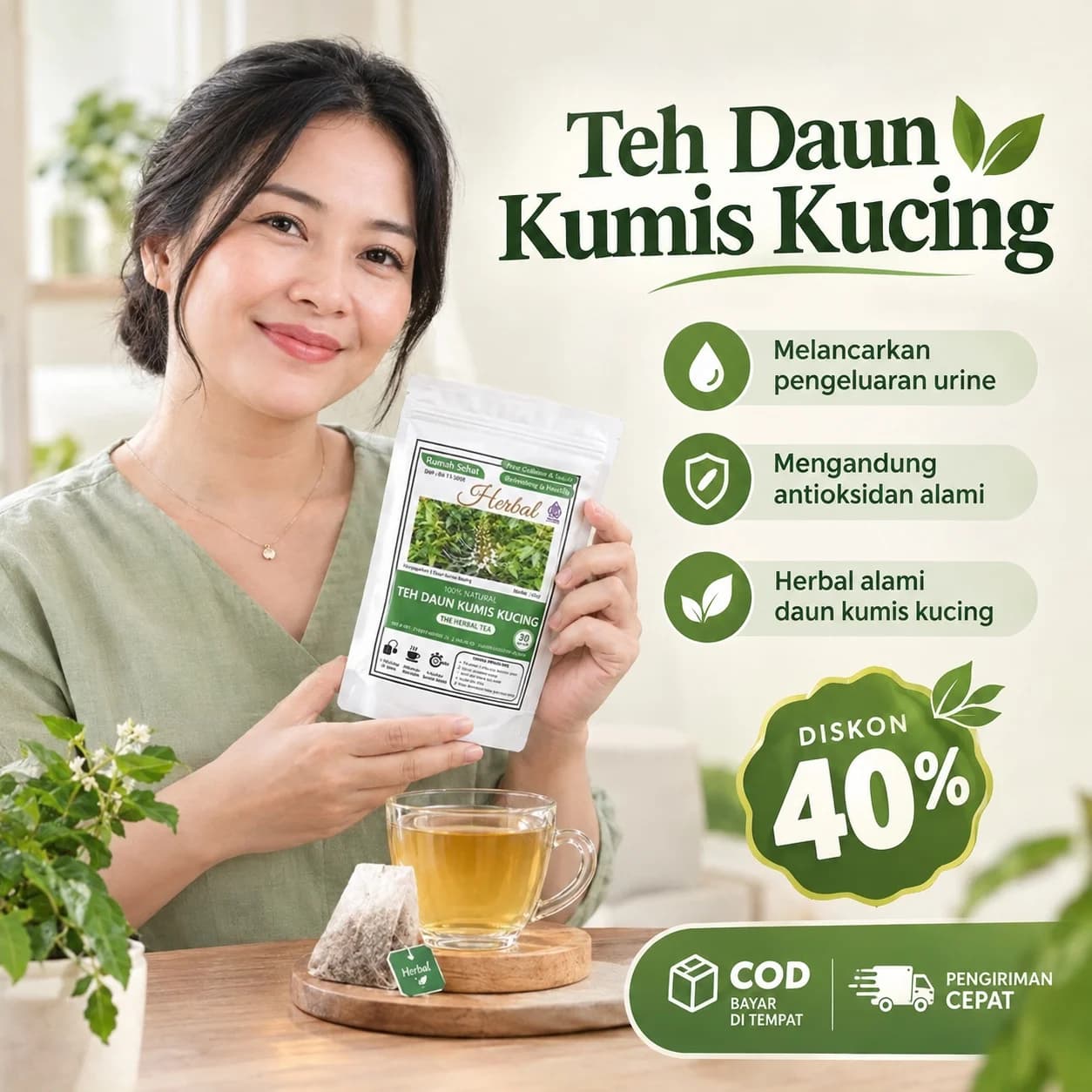 Wanita tersenyum memegang Teh Daun Kumis Kucing, melancarkan pengeluaran urine, mengandung antioksidan alami, diskon 40%